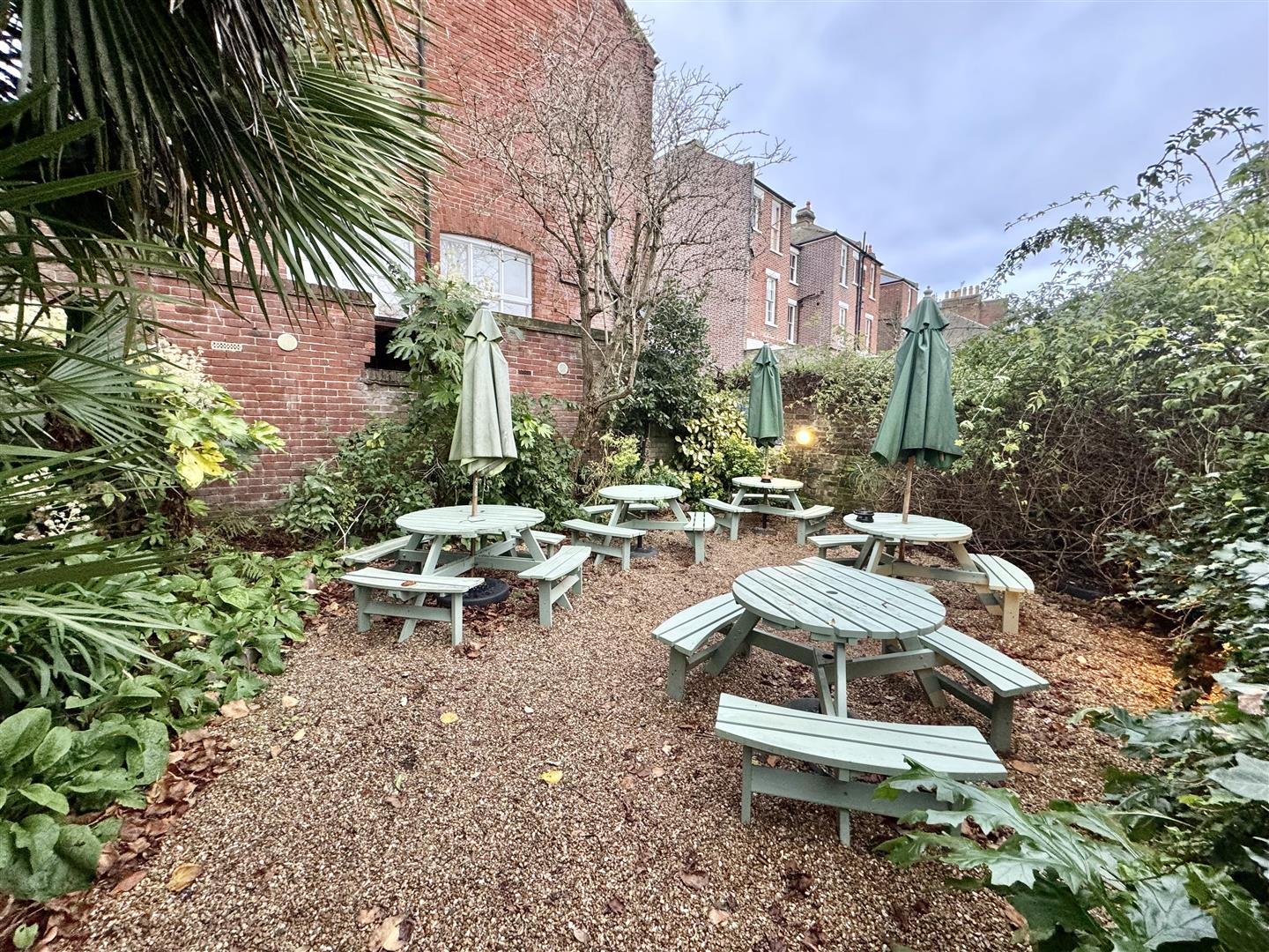 8 bed property in High Street, Old Town, Hastings